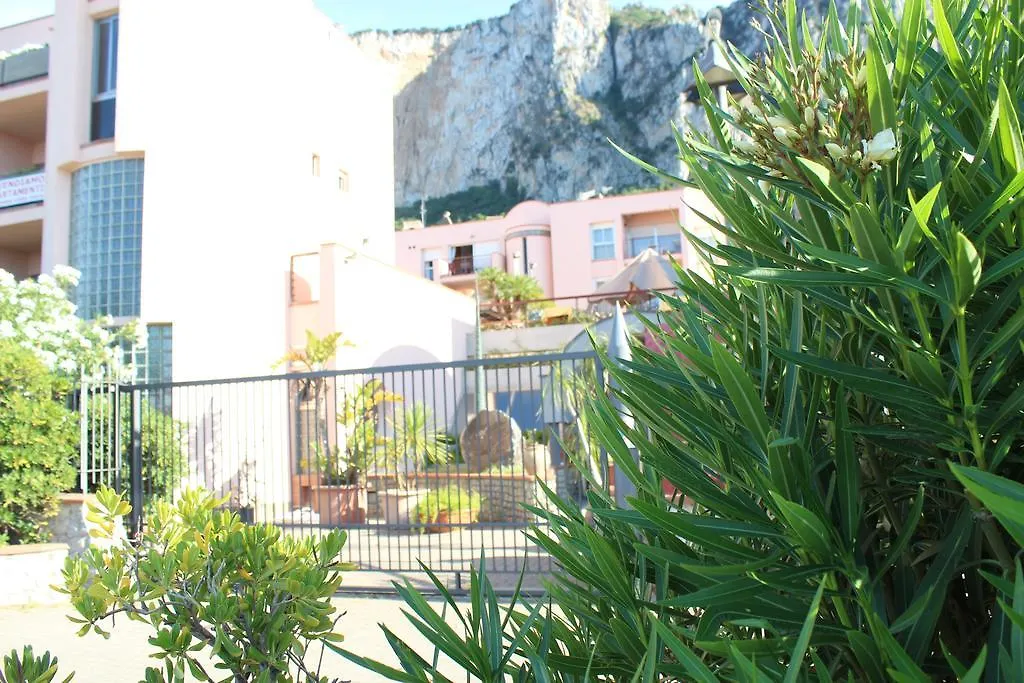 Mondello Addaura Home Holiday 0*,  Italy